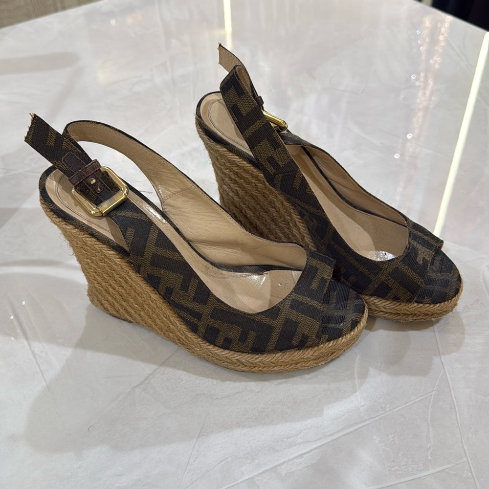 Fendi wedges size 5.